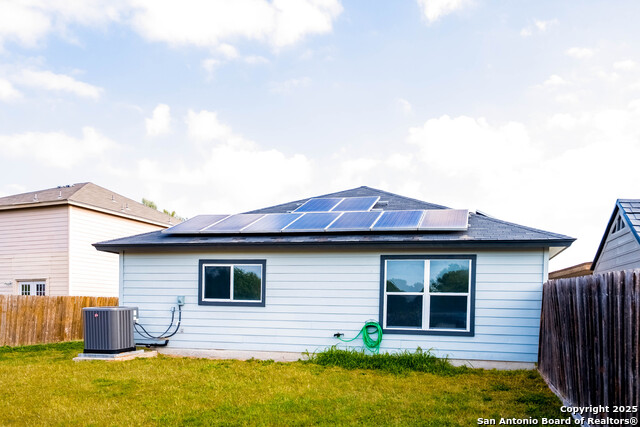 Listing photo id 27 for 6619 Highland Grass