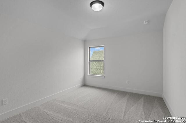 Image 8 of 27 For 504 Lac Du Ciel Pl
