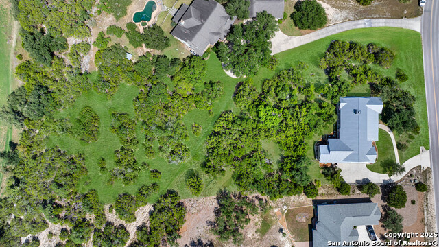 Image 37 of 49 For 2337 Comal Springs