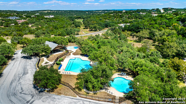 Image 47 of 49 For 2337 Comal Springs