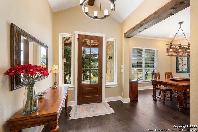 Image 7 of 49 For 2337 Comal Springs