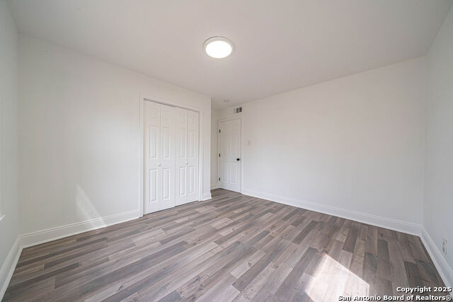 Image 6 of 12 For 451 Anton  