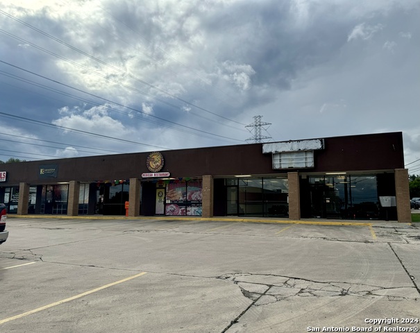 Listing photo id 12 for 13327 Nacogdoches 6 & 7