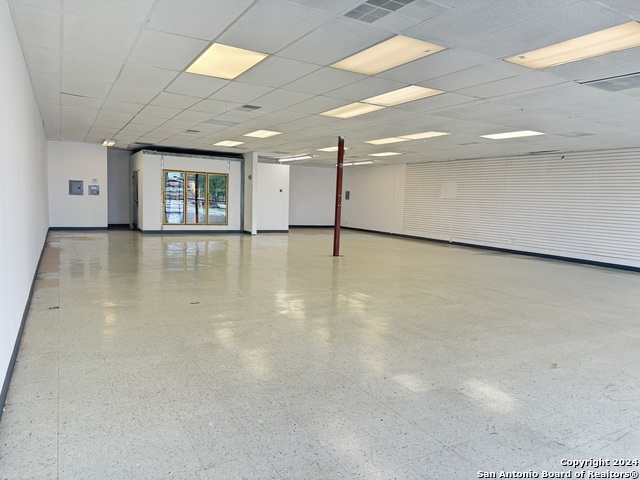 Listing photo id 4 for 13327 Nacogdoches 6 & 7