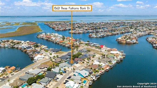 Listing photo id 23 for 15621 Three Fathoms Bank