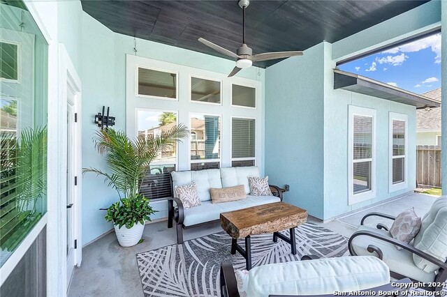 Listing photo id 24 for 15621 Three Fathoms Bank