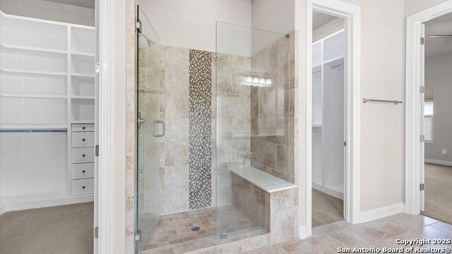 Listing photo id 21 for 1047 Daylan Heights