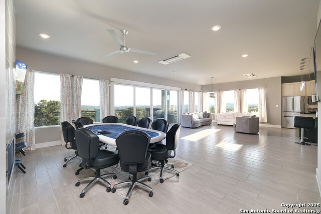 Image 5 of 18 For 22817 Linwood Rdg