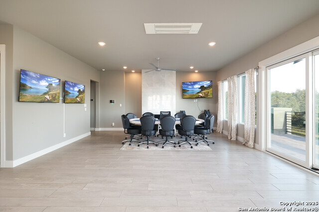 Image 9 of 18 For 22817 Linwood Rdg