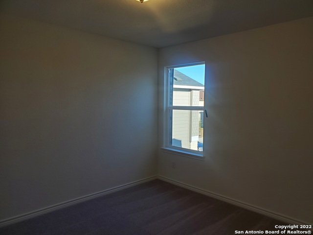 Image 12 of 21 For 576 Valley Garden