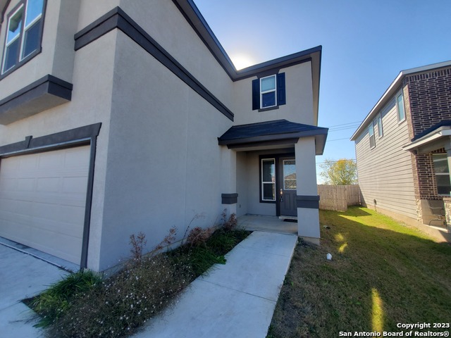 Image 4 of 21 For 576 Valley Garden