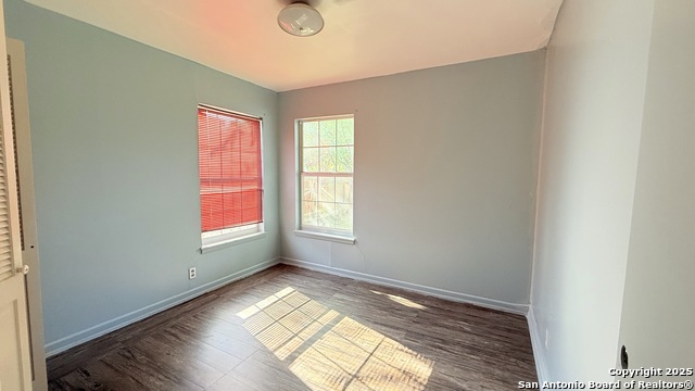 Listing photo id 9 for 122 Newport