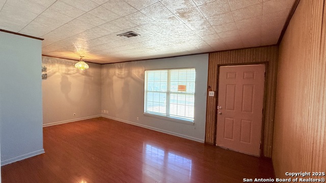 Listing photo id 3 for 122 Newport