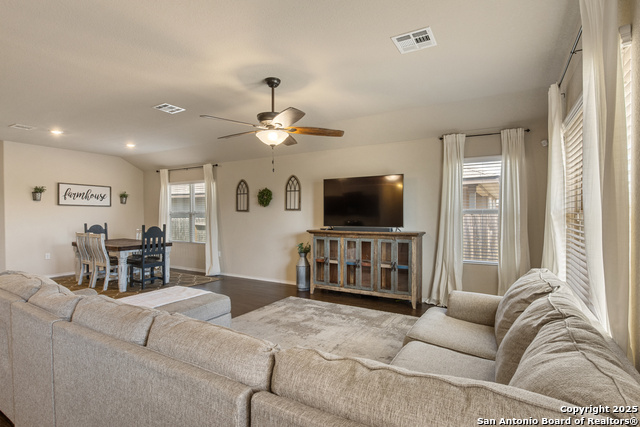 Image 10 of 35 For 11814 Plover