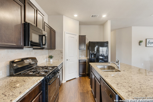 Image 12 of 35 For 11814 Plover