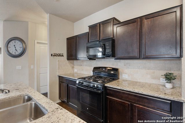 Image 14 of 35 For 11814 Plover