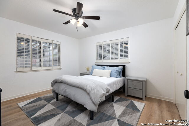 Image 12 of 17 For 7918 Thornhill