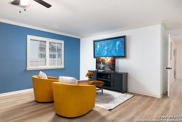 Image 15 of 17 For 7918 Thornhill