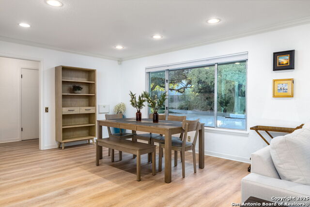 Image 7 of 17 For 7918 Thornhill