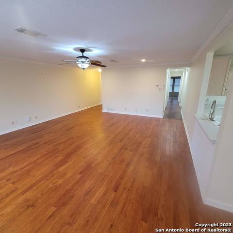 Image 13 of 27 For 1922 Emerald Mist