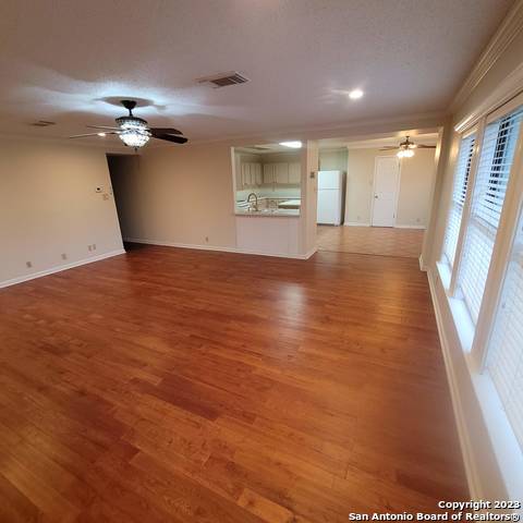 Image 5 of 27 For 1922 Emerald Mist