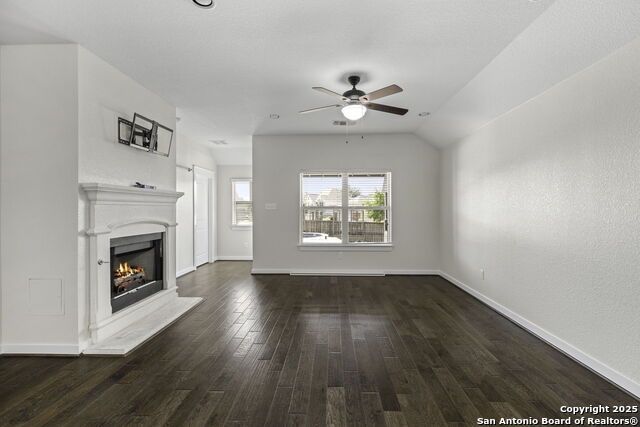 Image 11 of 33 For 132 Destiny Drive
