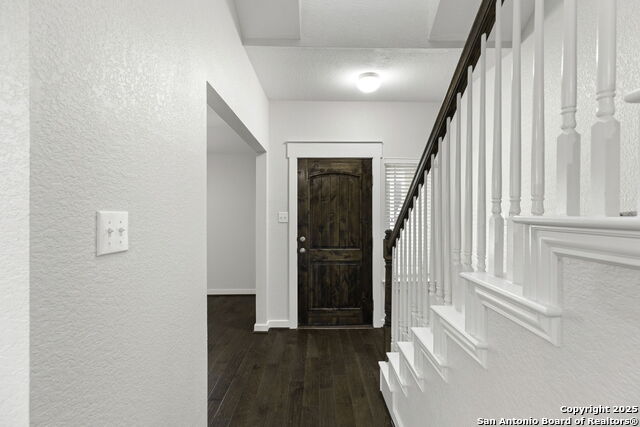 Image 5 of 33 For 132 Destiny Drive