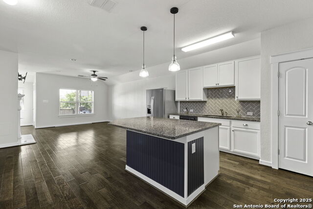 Image 7 of 33 For 132 Destiny Drive