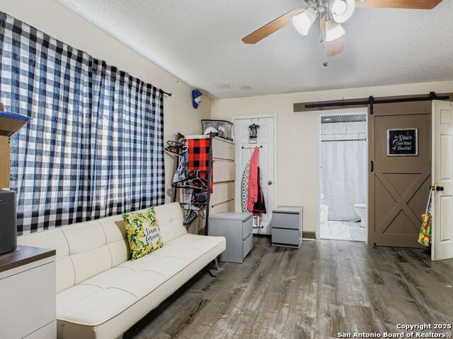 Image 7 of 12 For 4479 Hay Market