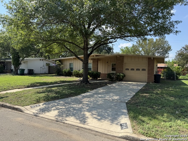 Listing photo id 0 for 214 Haverford