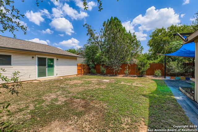 Image 21 of 25 For 9746 Hidden Cross