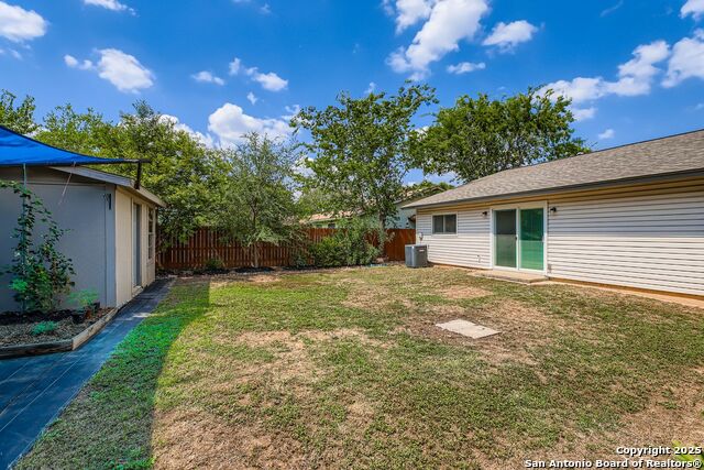 Image 24 of 25 For 9746 Hidden Cross