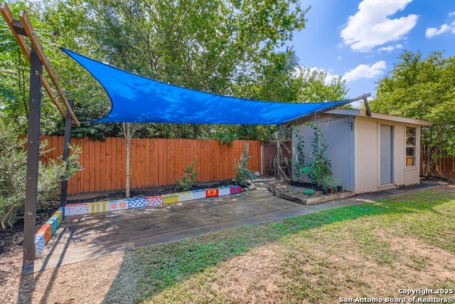 Image 25 of 25 For 9746 Hidden Cross