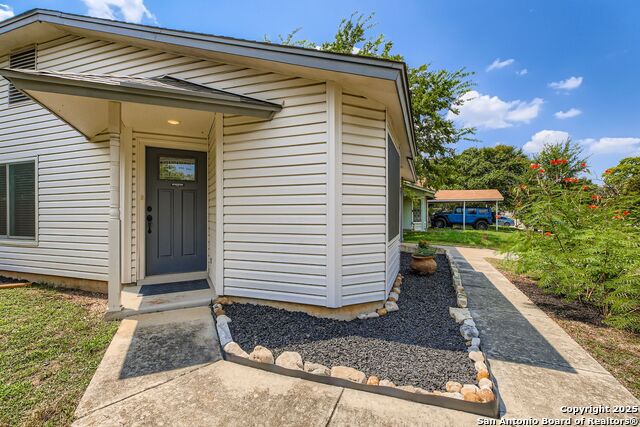 Image 4 of 25 For 9746 Hidden Cross