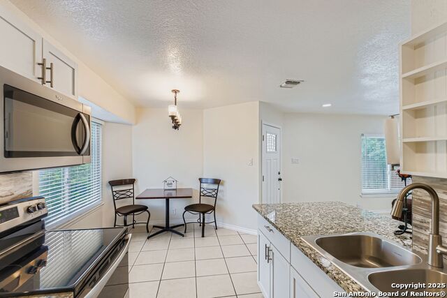 Image 5 of 25 For 9746 Hidden Cross