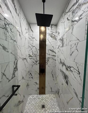 Image 10 of 16 For 48 Grey Fox  