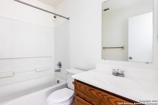 Image 18 of 20 For 211 Autumn Pass 211