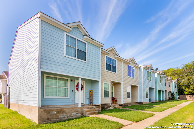 Image 3 of 20 For 211 Autumn Pass 211