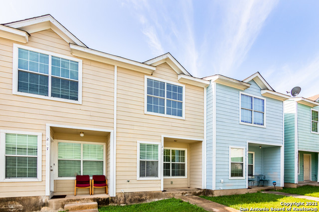 Image 4 of 20 For 211 Autumn Pass 211