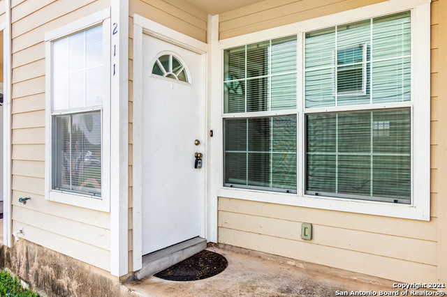 Image 5 of 20 For 211 Autumn Pass 211