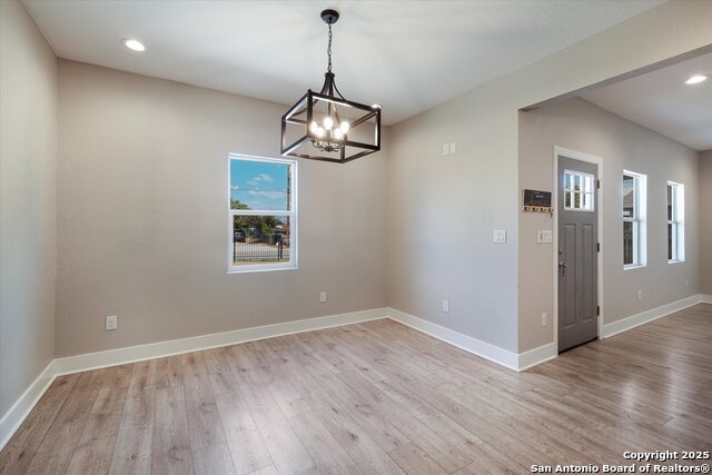 Image 13 of 31 For 722 Grosvenor