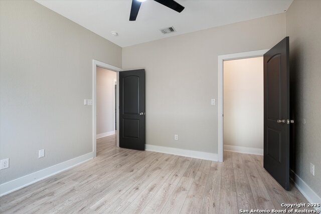 Image 23 of 31 For 722 Grosvenor