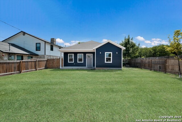 Image 3 of 31 For 722 Grosvenor