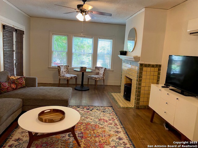 Image 2 of 8 For 217 Allensworth