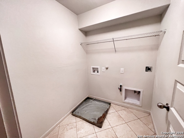 Image 11 of 25 For 310 Creekview Way