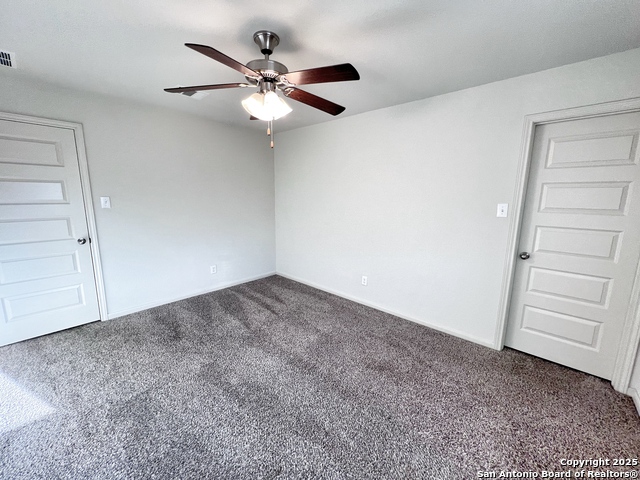 Image 17 of 25 For 310 Creekview Way