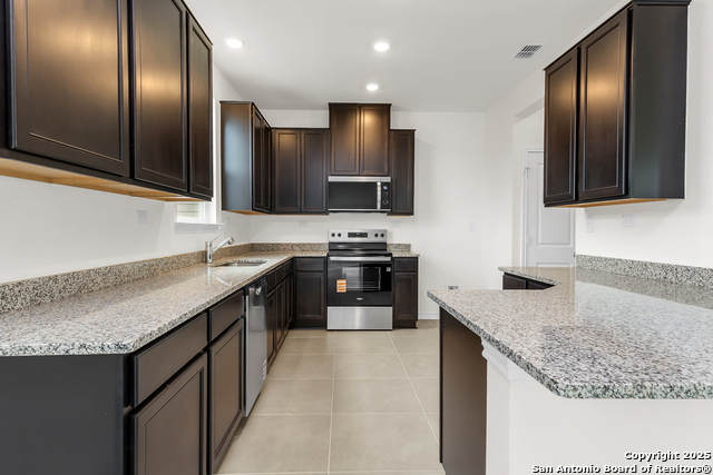 Image 4 of 14 For 14458 Ribbon Tail