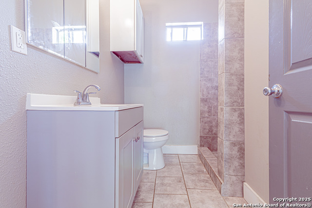 Image 27 of 34 For 940 36th Sw