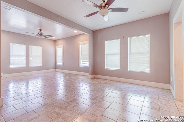 Image 8 of 34 For 940 36th Sw