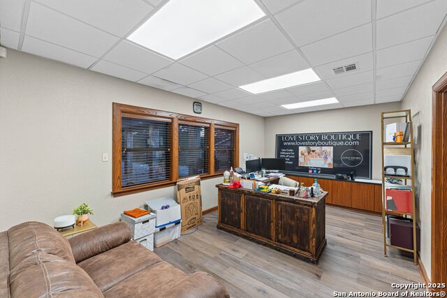 Image 8 of 63 For 4514 Billy Sames Dr
